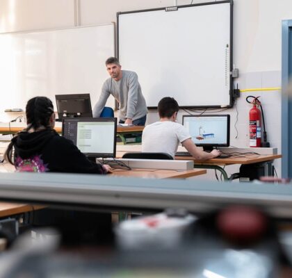 Automatización y robótica Industrial – FP Barakaldo LH-9 Automatización y robótica Industrial - FP Barakaldo LH-9