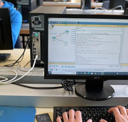 Sistemas de telecomunicaciones e informáticos – FP Barakaldo LH-1 Sistemas de telecomunicaciones e informáticos - FP Barakaldo LH-1