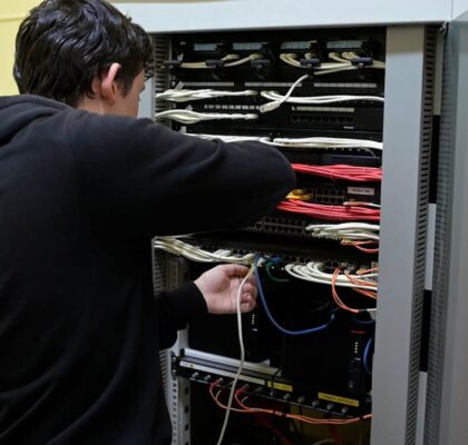 Sistemas de telecomunicaciones e informáticos – FP Barakaldo LH-2 Sistemas de telecomunicaciones e informáticos - FP Barakaldo LH-2