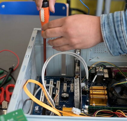 SistemasdeTelecomunicacioneseInformáticos-FP_Barakaldo_LH-8 SistemasdeTelecomunicacioneseInformáticos-FP_Barakaldo_LH-8